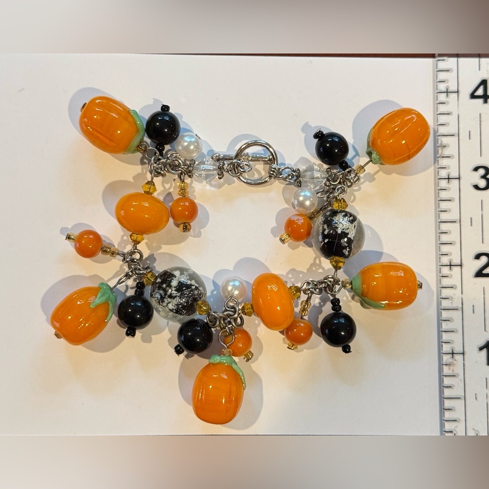 Charming Pumpkin Bracelet with Orange and Black Beads